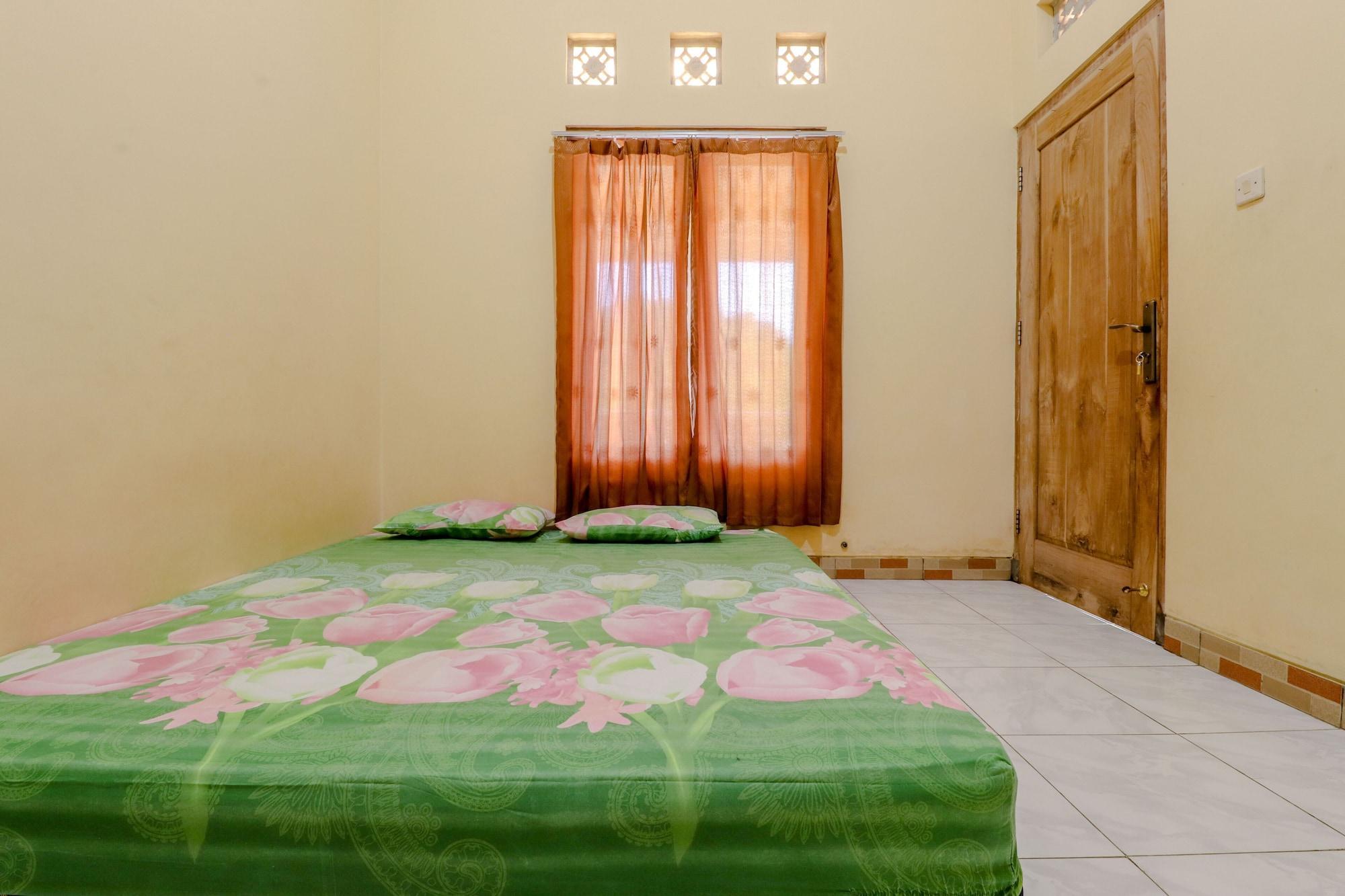 Penginapan Barokah Kemadang Exterior photo